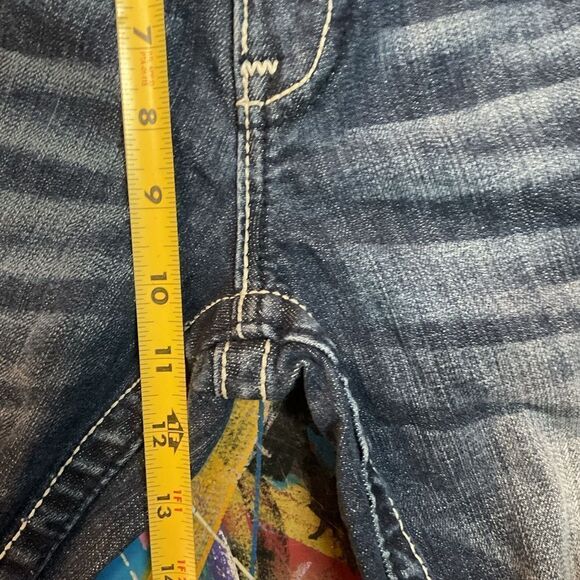 Vigoss The Chelsea Capri Jeans - Size 3/4 - Dark Wash, Embellished Buttons - Picture 7 of 11